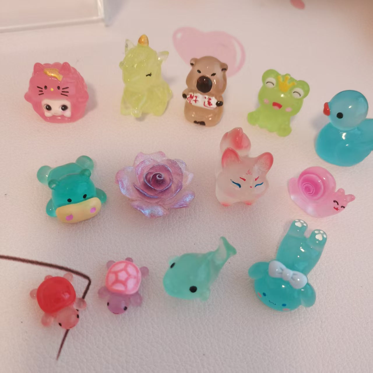 A003  Mystery bags ( mix luminous charms )